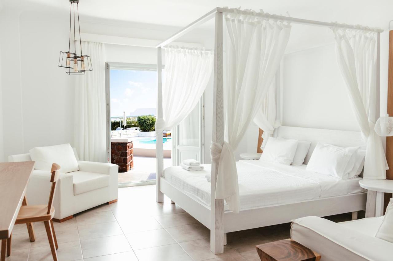 Astro Palace Hotel & Suites Fira  Eksteriør billede